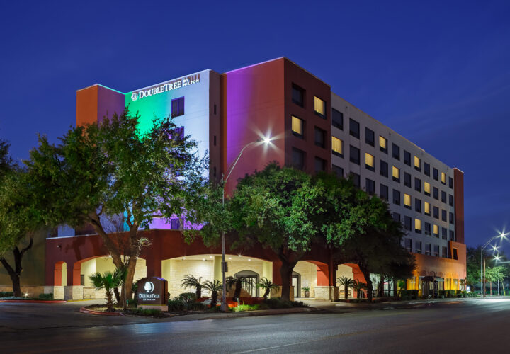 Doubletree San Antonio Downtown Exterior Dusk-1 Doubletree San Antonio Downtown Exterior Dusk-1